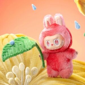 Pop Mart Big Into Energy Labubu Vinyl Plush - Love